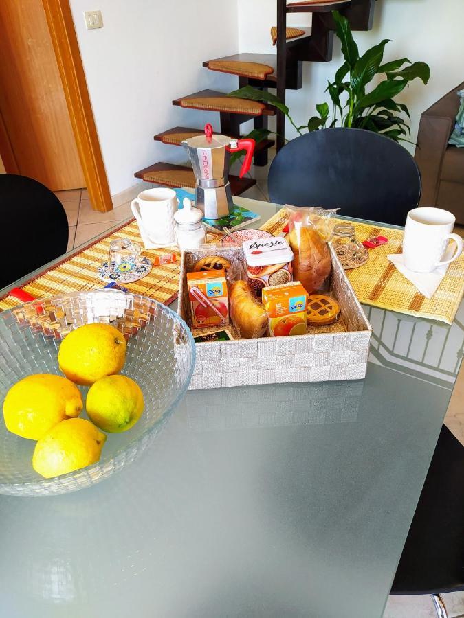 Casa Vacanze I Mori Mascali Eksteriør billede