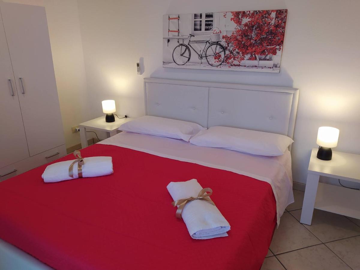 Casa Vacanze I Mori Mascali Eksteriør billede